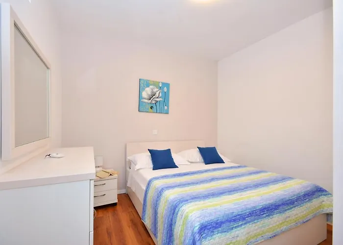 Seas The Day * Podstrana